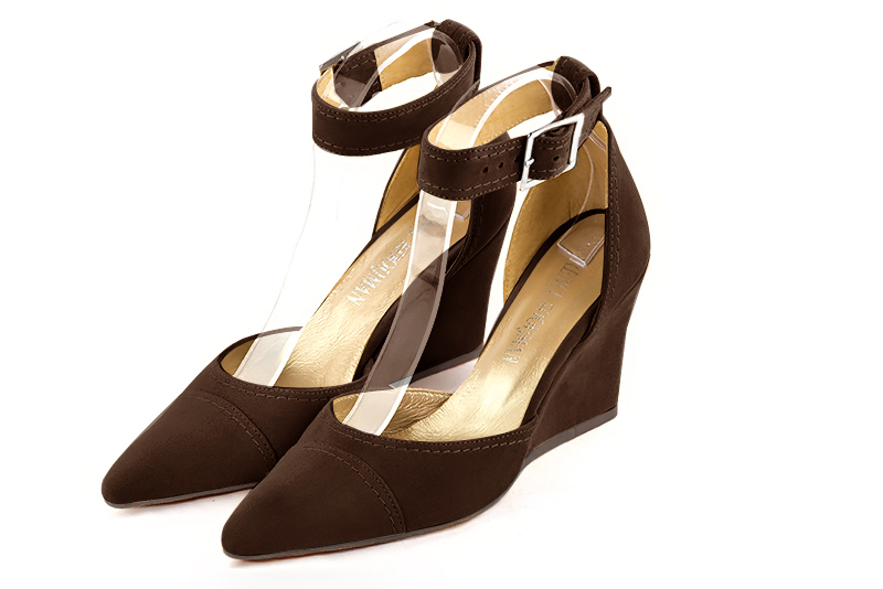 Dark brown women's open side shoes, with a strap around the ankle. Tapered toe. High wedge heels - Florence KOOIJMAN